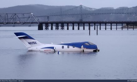 HondaJet N826E Runway Overrun Into Coos Bay